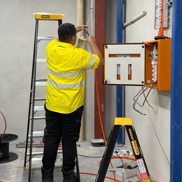Industrial electrician Wetherill Park servicing warehouse systems
